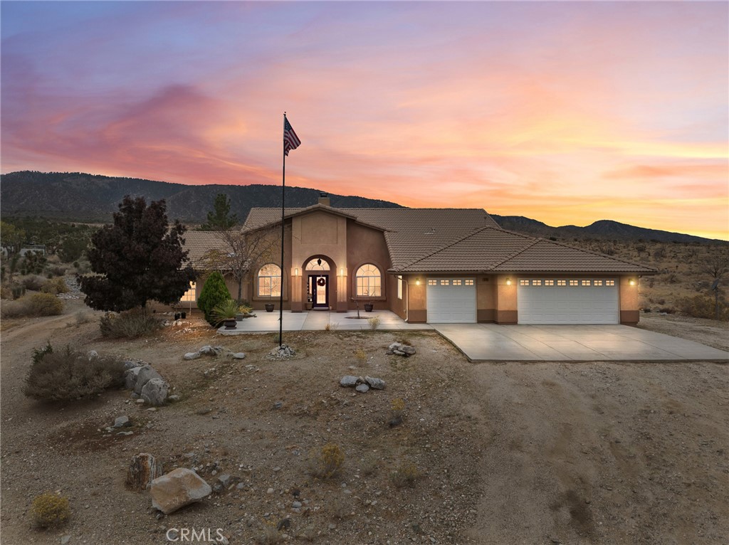 10160 Pineview Road Property Photo 1