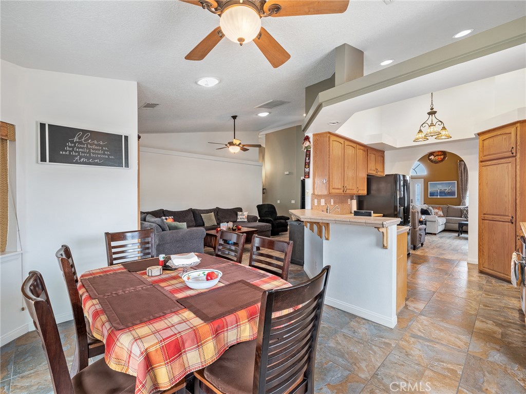 10160 Pineview Road Property Photo 8