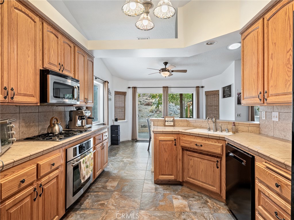10160 Pineview Road Property Photo 10