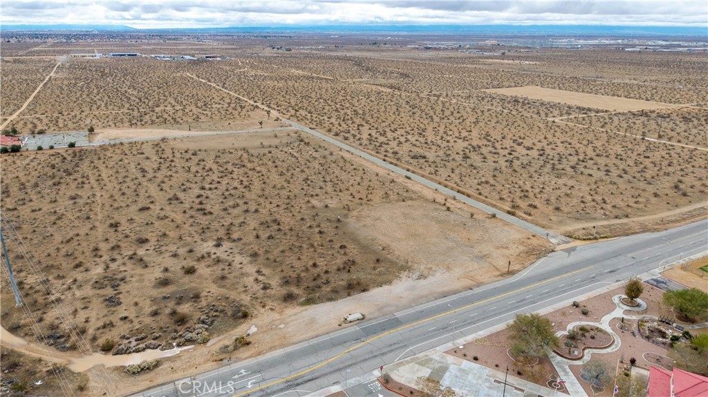 11675 Air Express Way Property Photo 3