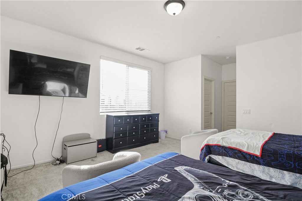 12942 Carlsbad Property Photo 7