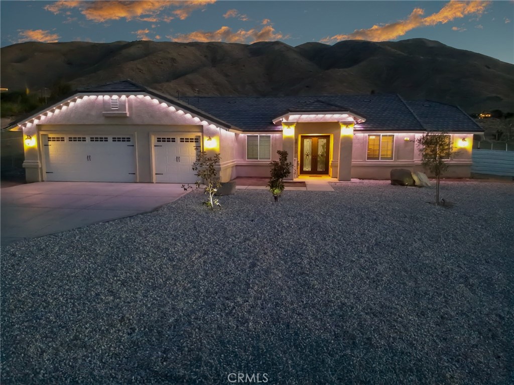 22227 Skyline Property Photo 2