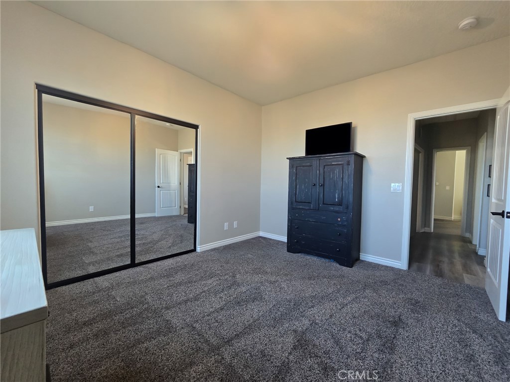 22227 Skyline Property Photo 8