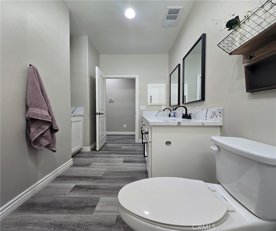 22227 Skyline Property Photo 13
