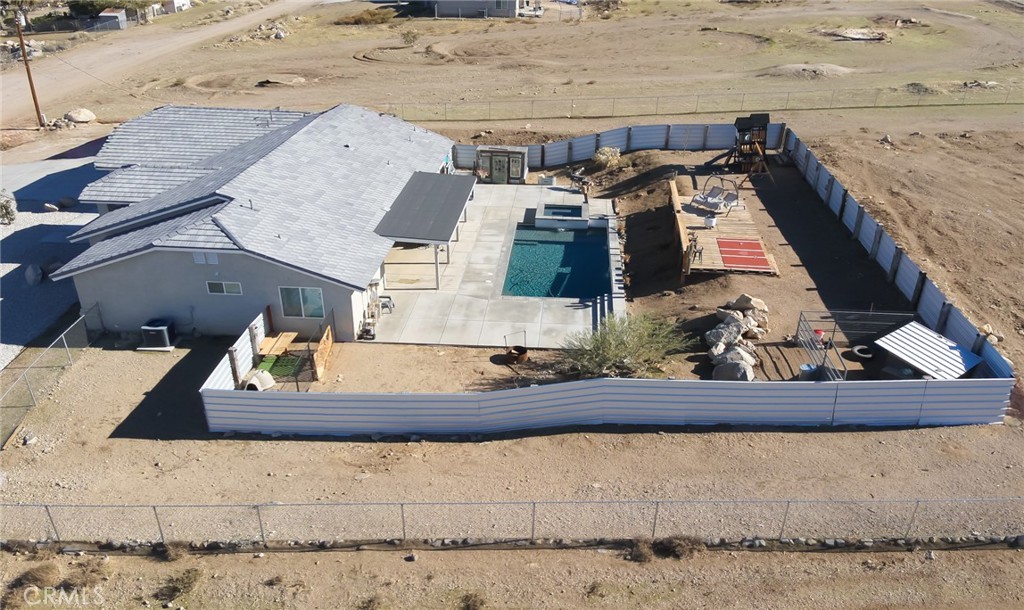 22227 Skyline Property Photo 37