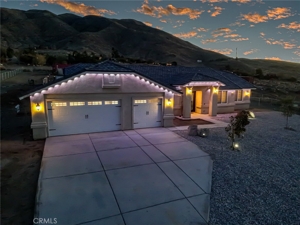 22227 Skyline Property Photo 41