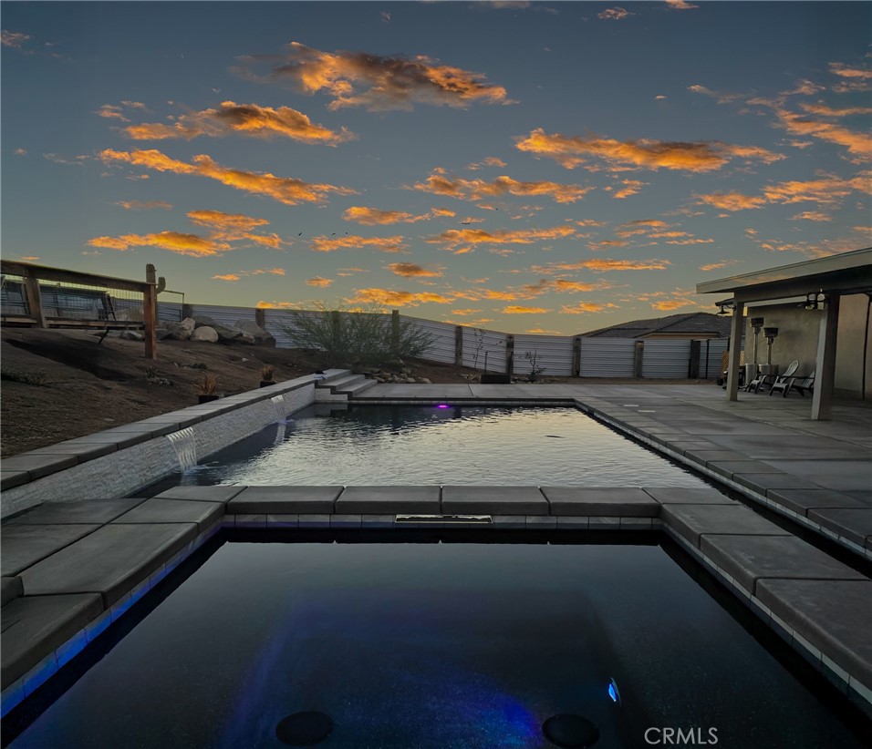22227 Skyline Property Photo 44