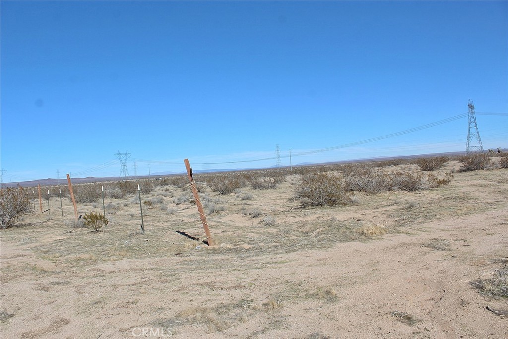 8190 Darter Road Property Photo 1