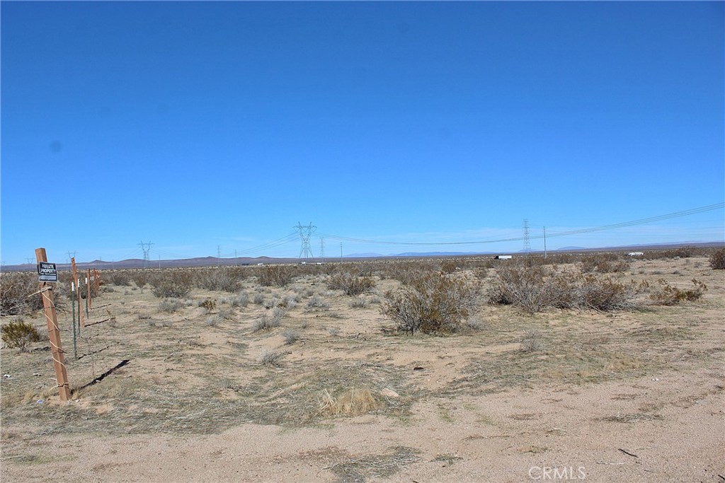 8190 Darter Road Property Photo 5