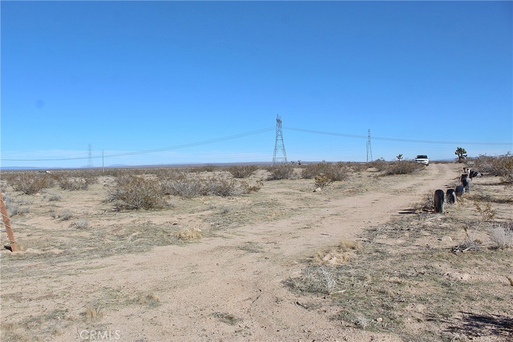 8190 Darter Road Property Photo 6