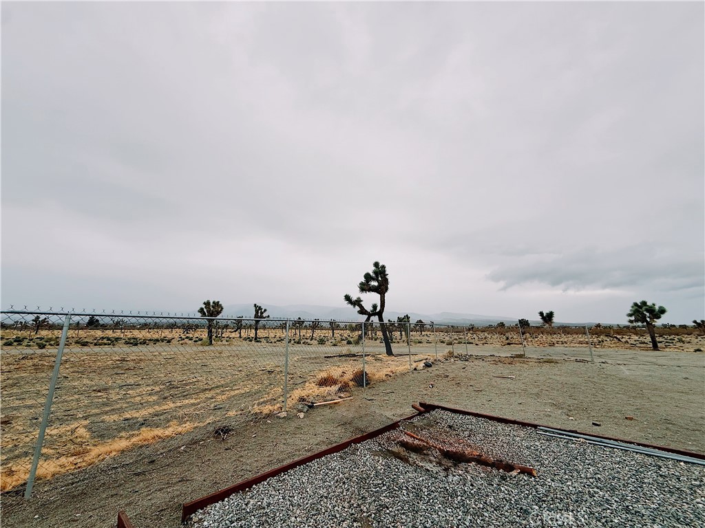 12452 Golden View Property Photo 17