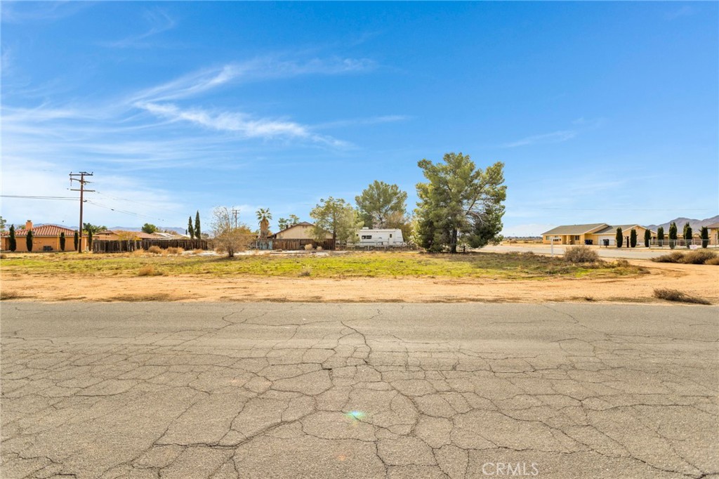 16693 Navajo Property Photo 1