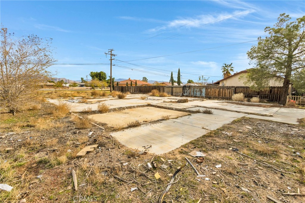 16693 Navajo Property Photo 3