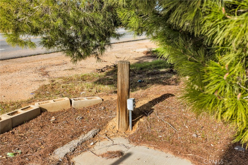 16693 Navajo Property Photo 6