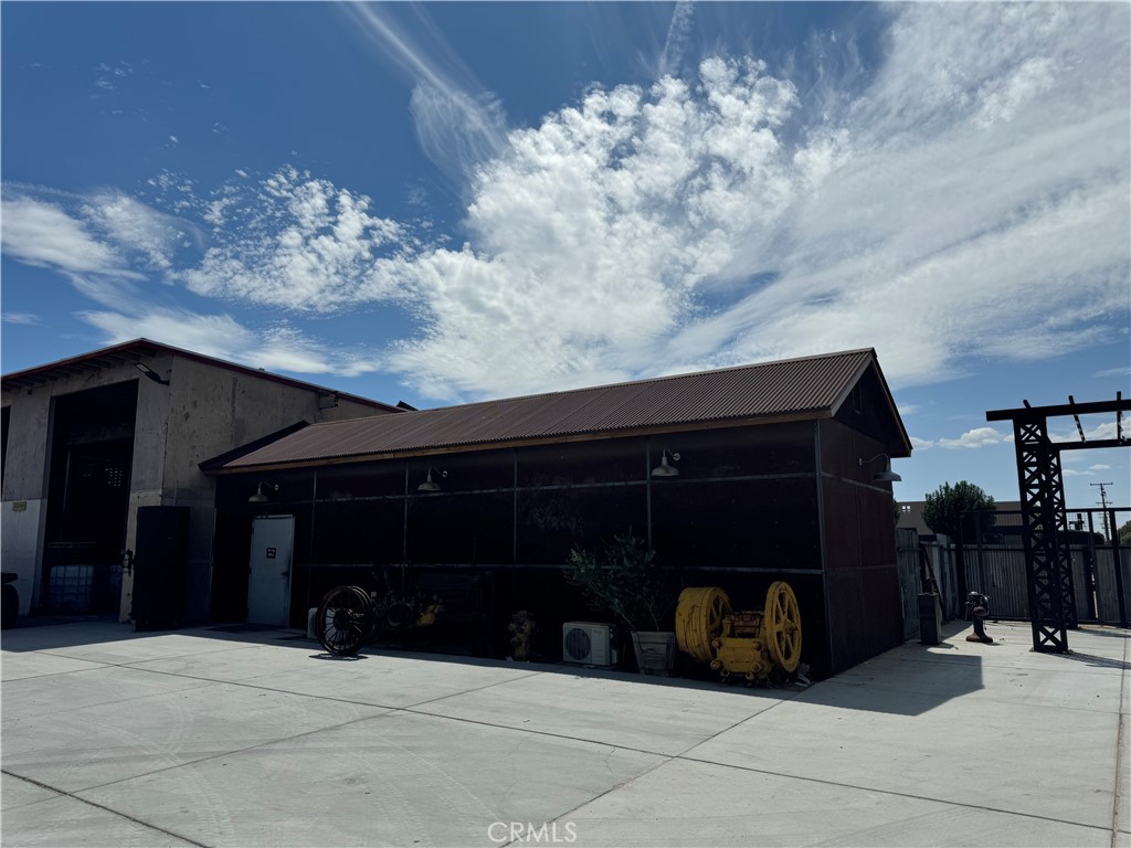 22092 Us Highway 18 Property Photo 11