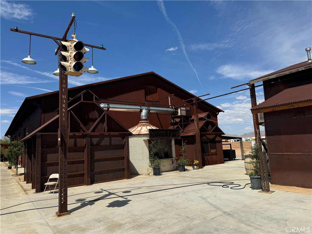 22092 Us Highway 18 Property Photo 12