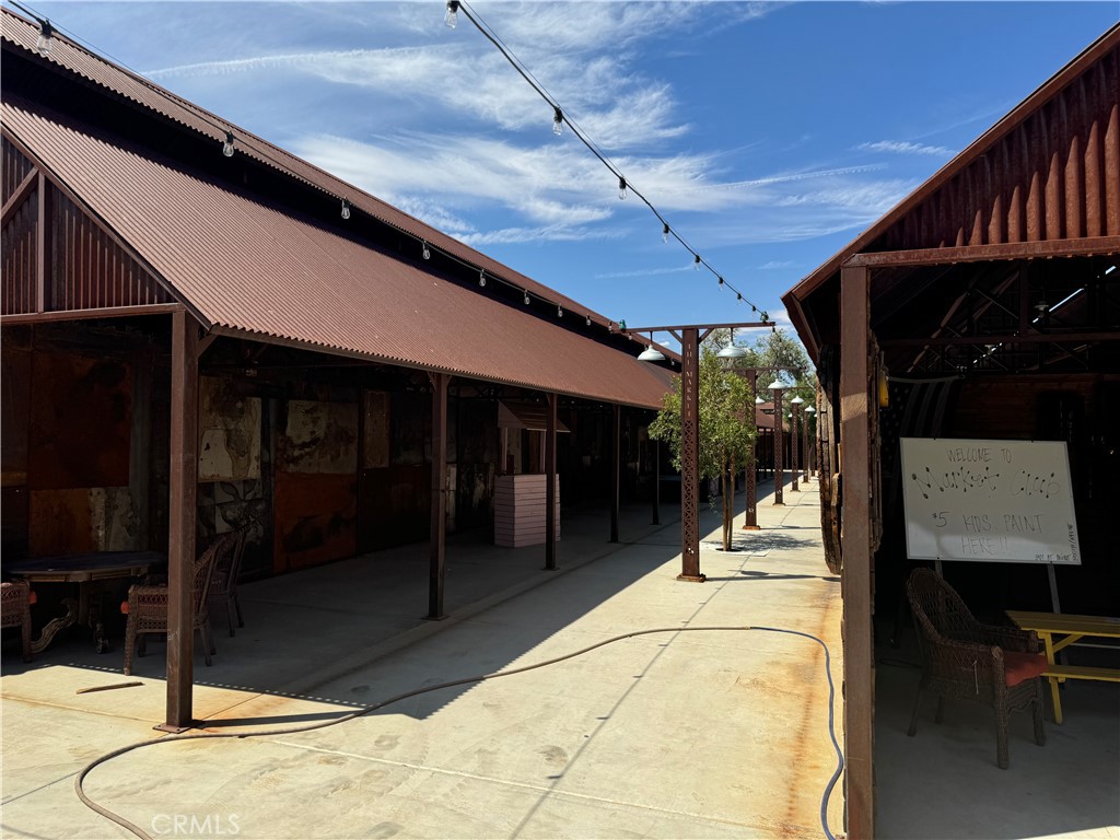 22092 Us Highway 18 Property Photo 15