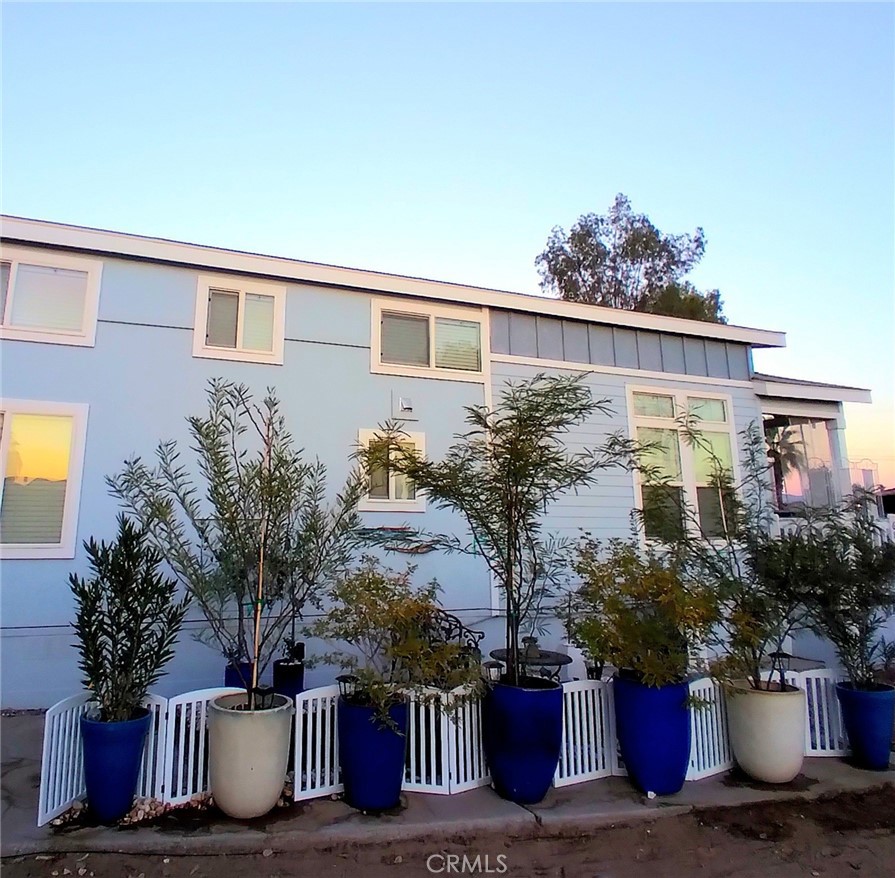 681 Channel Way Property Photo 1