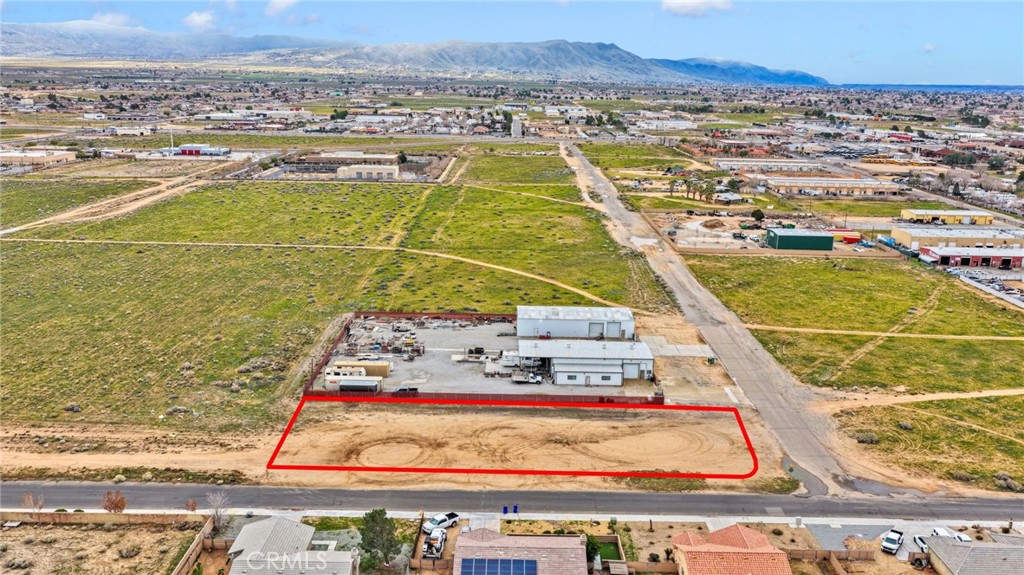 31127212 Valley Property Photo 5