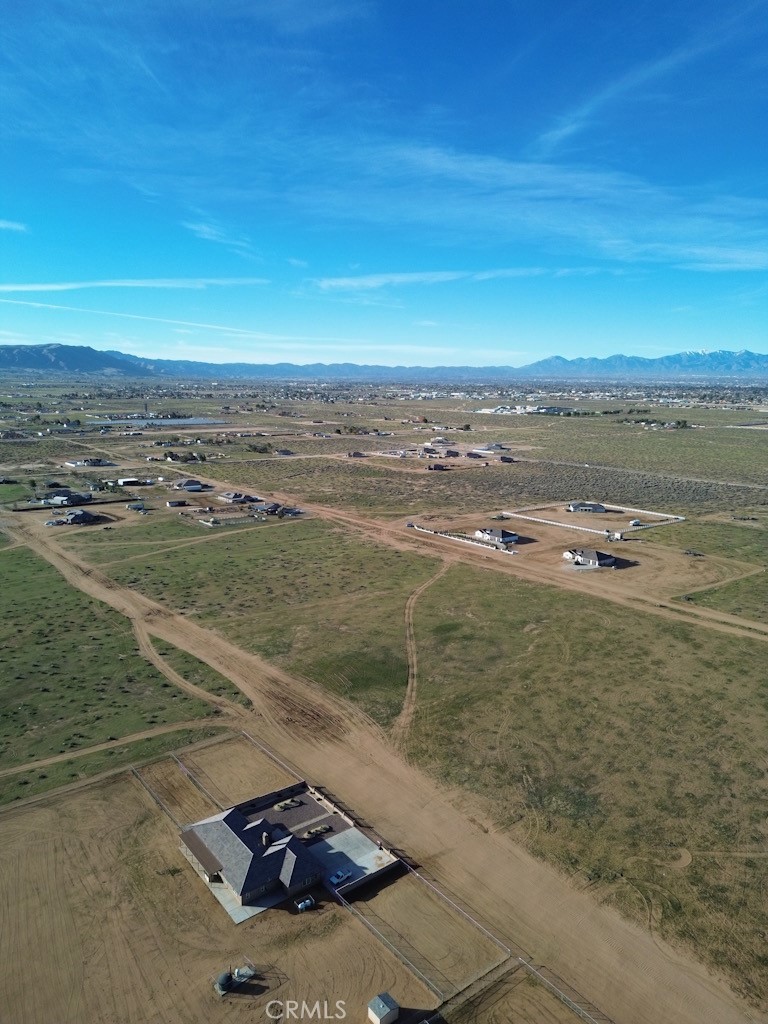 0 , Property Photo 13