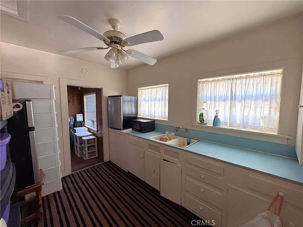 521 E Williams Street Property Photo 7