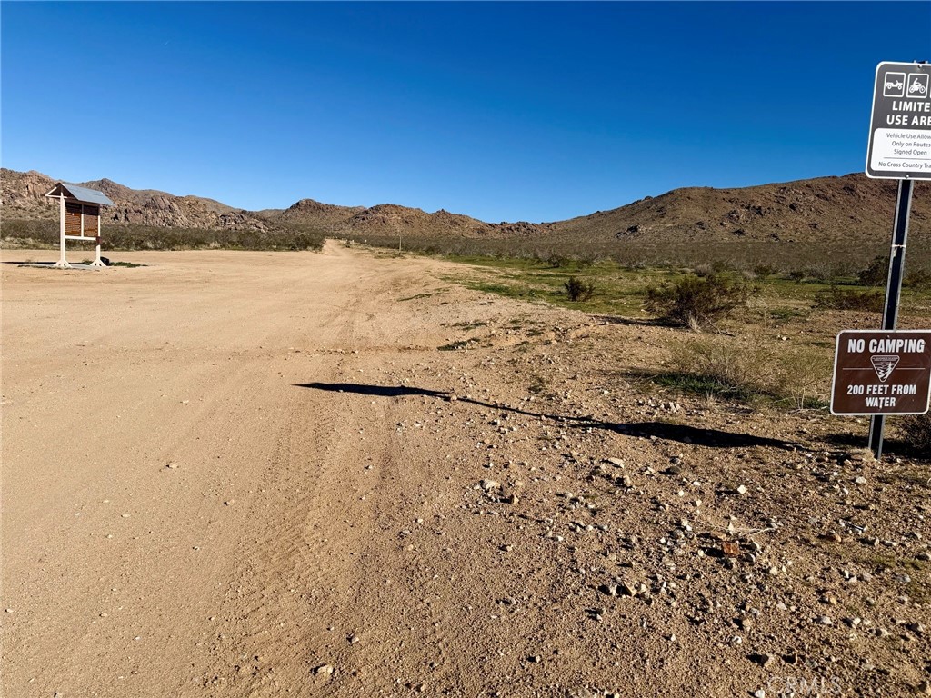 1 Off Pipeline Property Photo 11