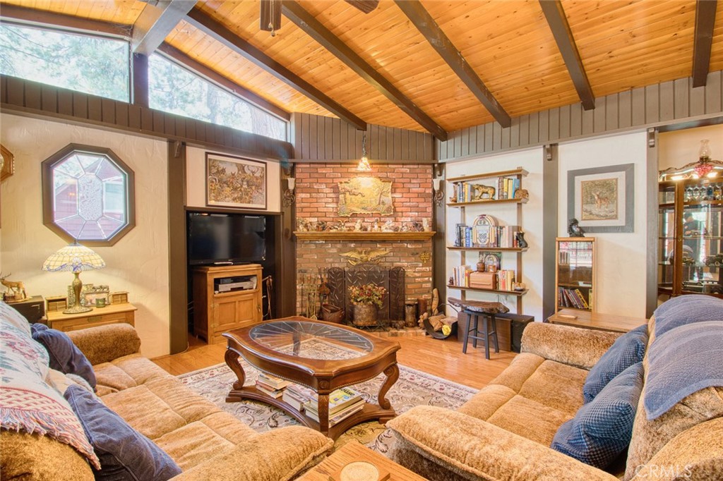 1513 Twin Lakes Property Photo 10