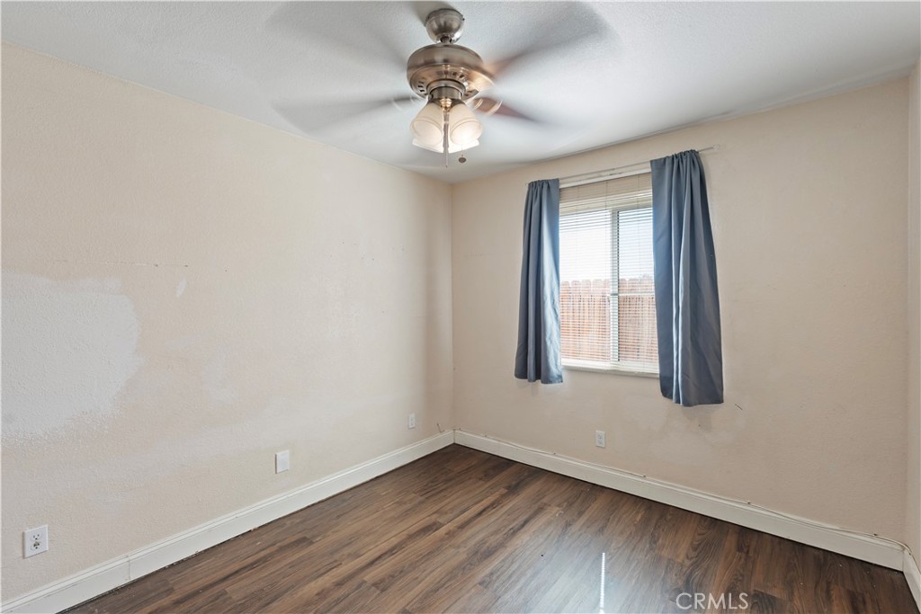 23859 South Road Property Photo 18