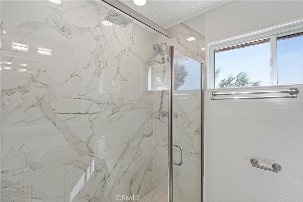 23859 South Road Property Photo 21