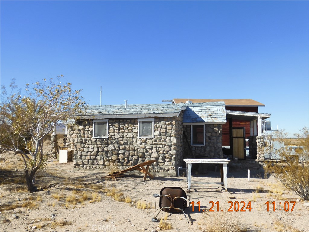 49700 Center Drive Property Photo 6