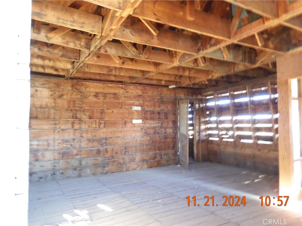 49700 Center Drive Property Photo 14