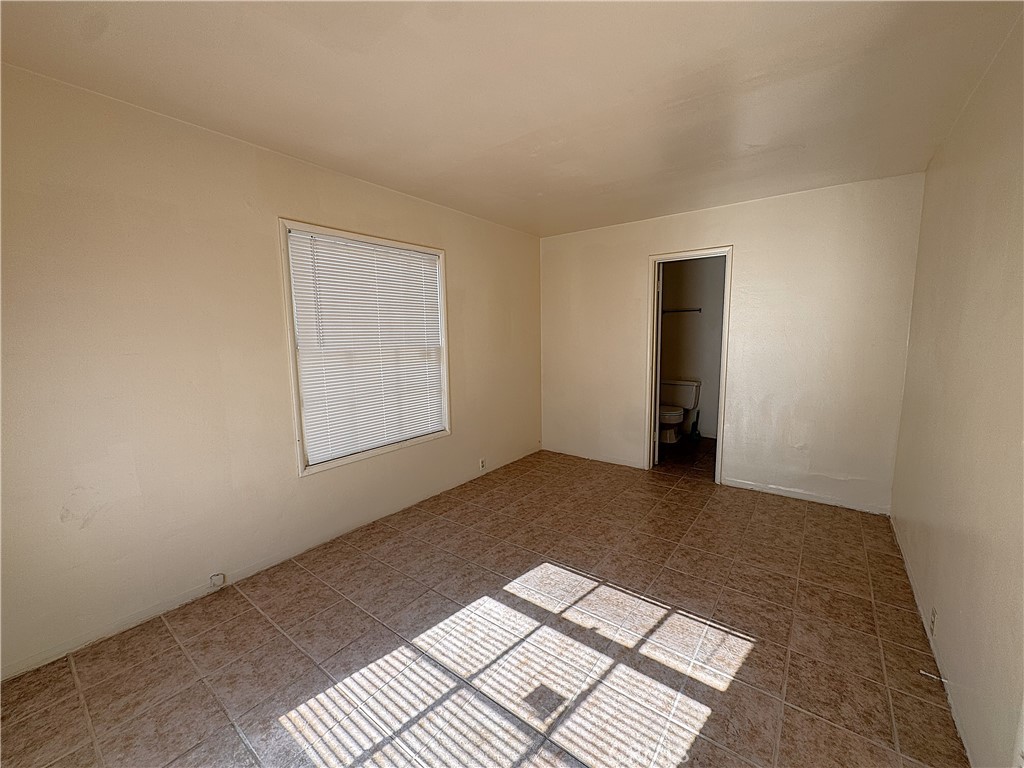 521 E Williams Street Property Photo 17