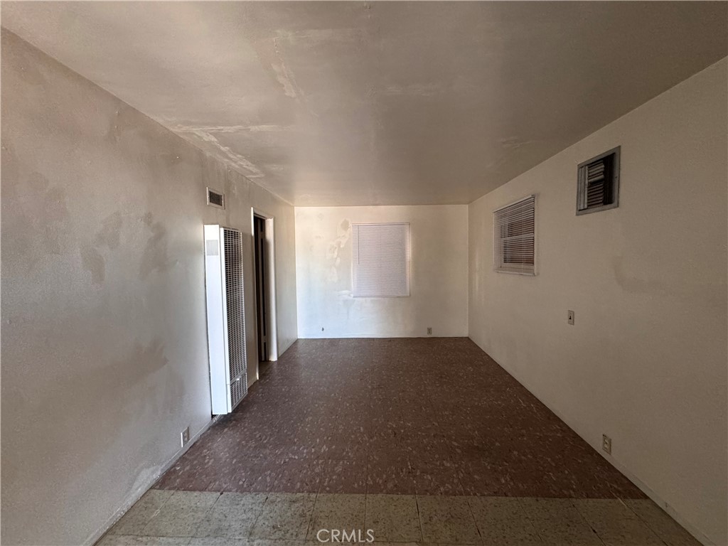 521 E Williams Street Property Photo 24