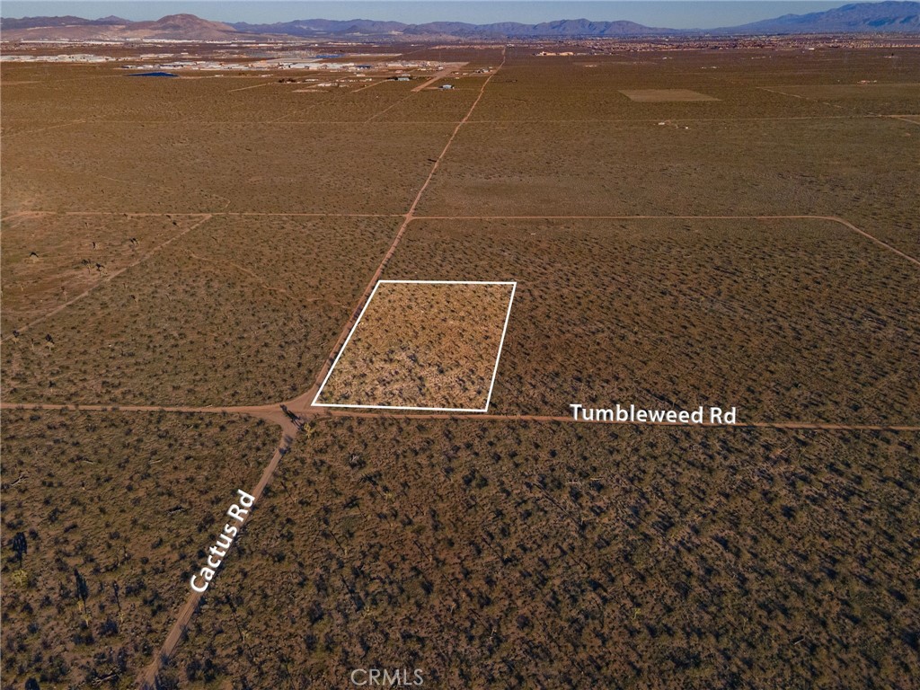 123 Tumbleweed Property Photo 8