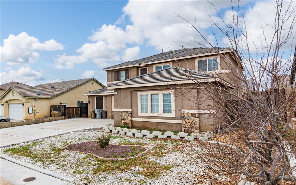 13807 Lemongrass Property Photo 3