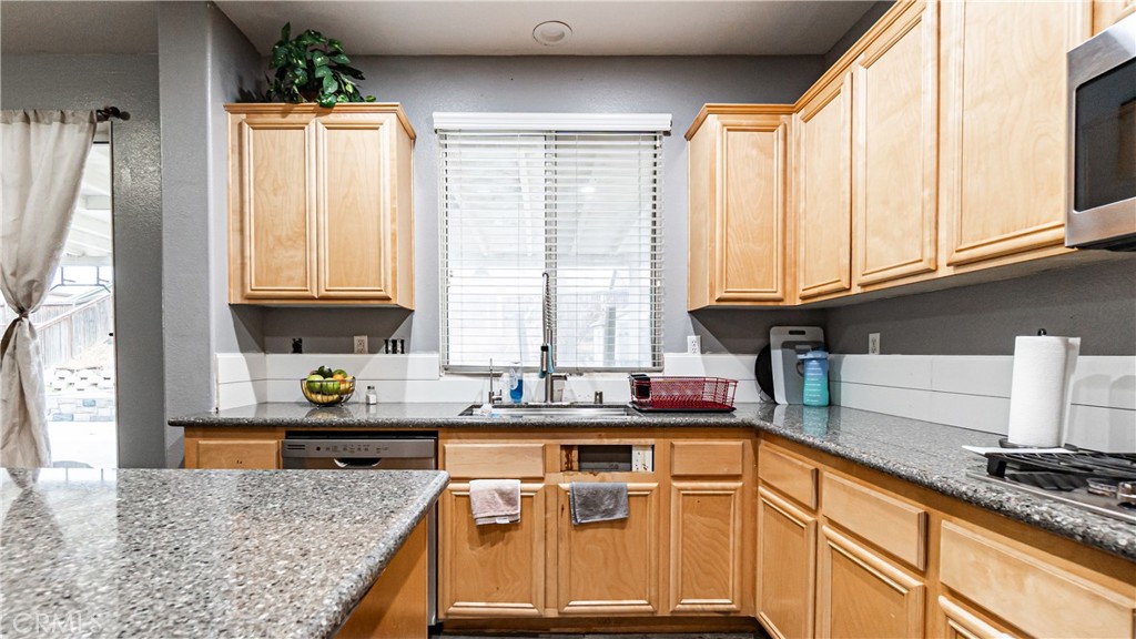 13807 Lemongrass Property Photo 19