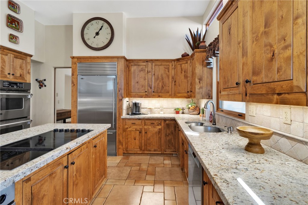 31024 Rabbit Springs Road Property Photo 13