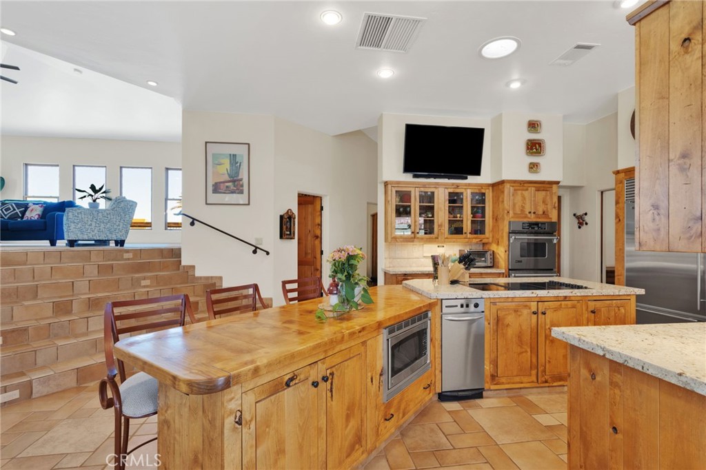 31024 Rabbit Springs Road Property Photo 16