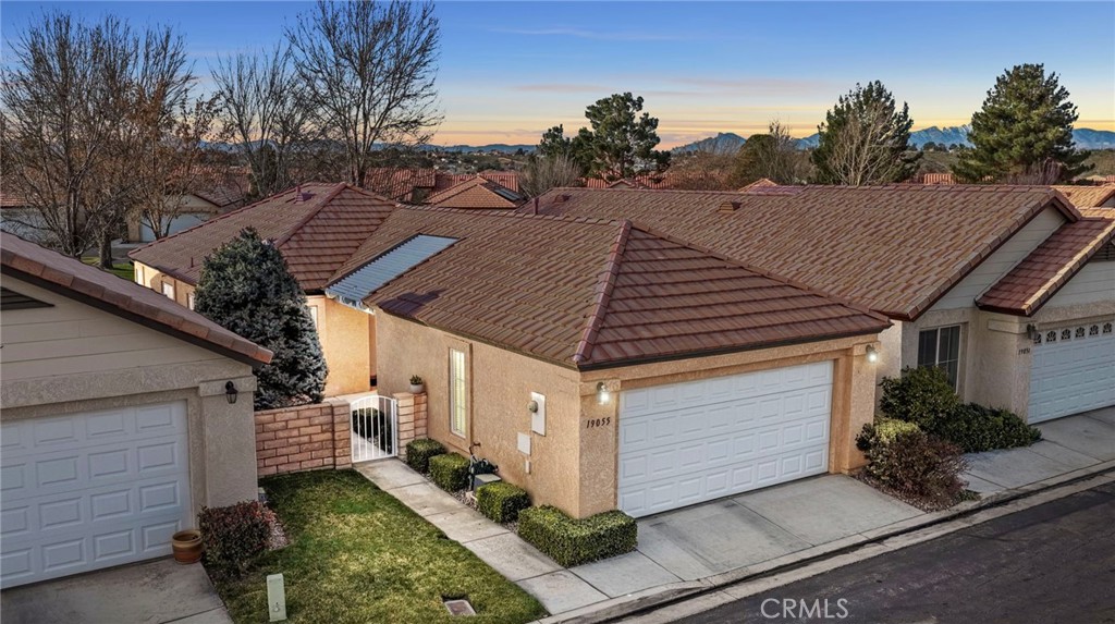 19055 Stoddard Property Photo 1