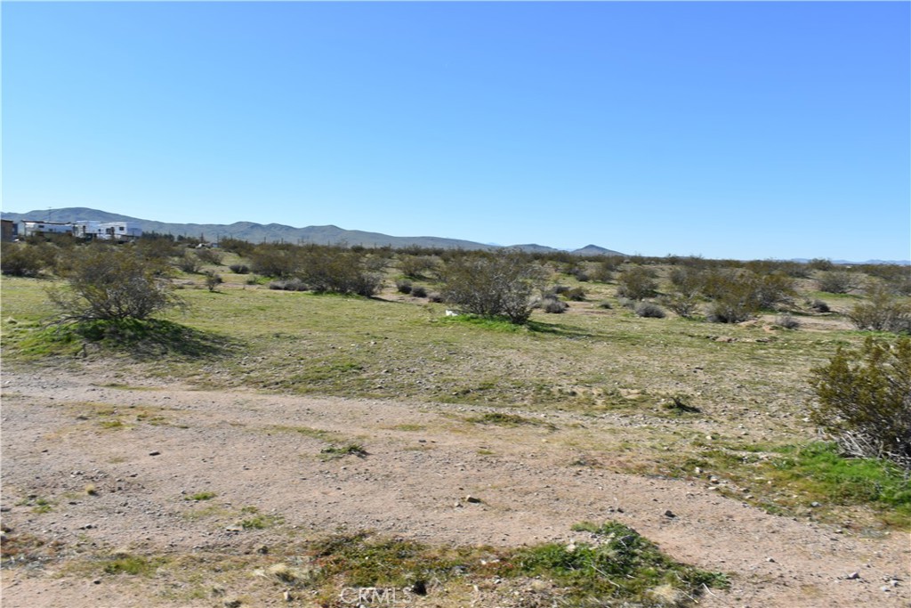 24 Frontier Property Photo 16