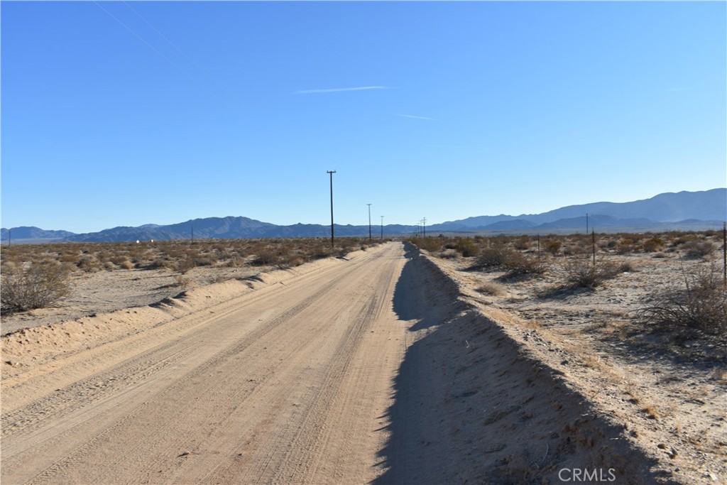 24 Frontier Property Photo 31