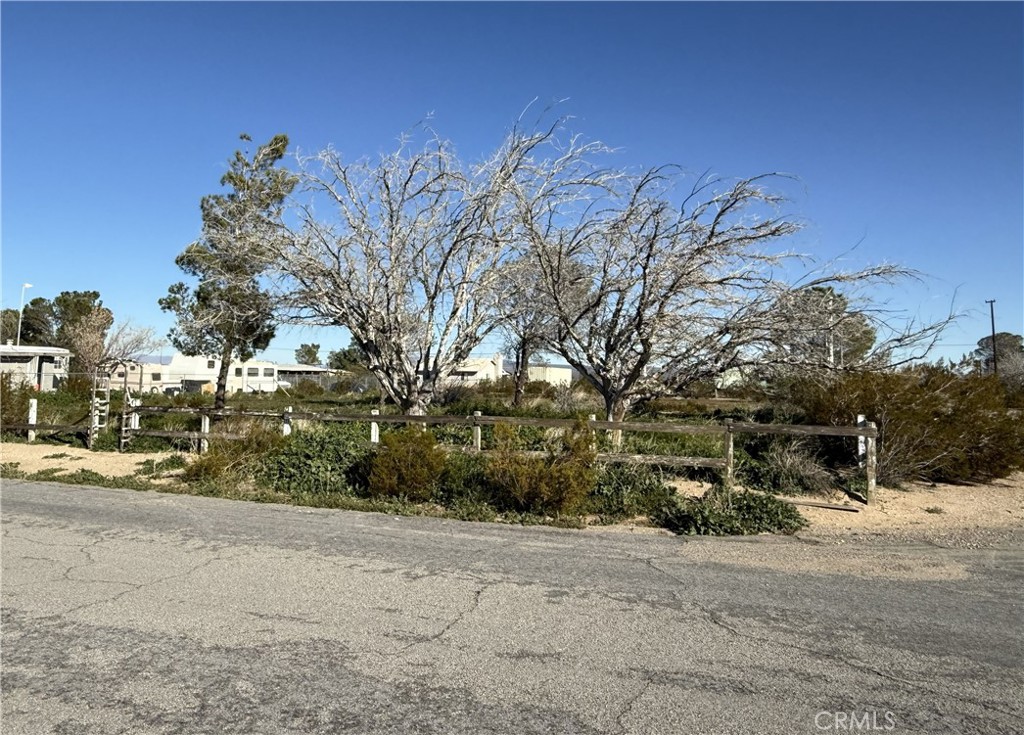 26200 Cheyenne Property Photo 1