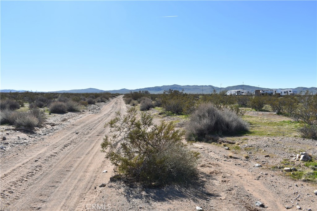 25 Frontier Property Photo 1