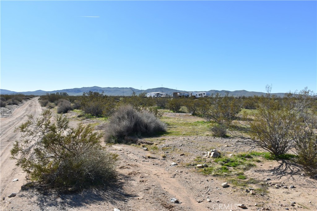 25 Frontier Property Photo 2