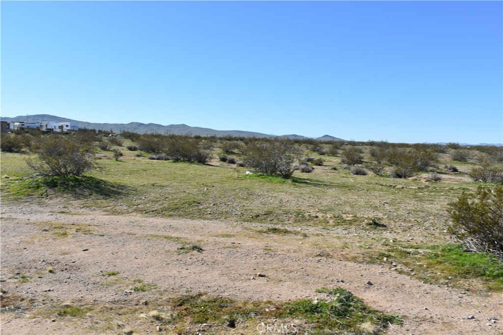 25 Frontier Property Photo 16