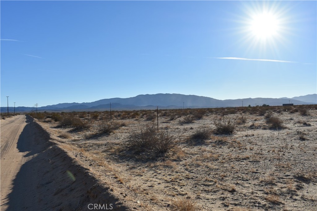 25 Frontier Property Photo 29