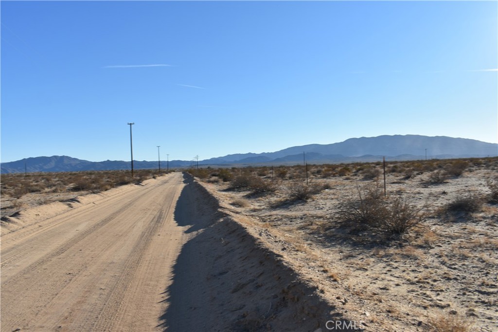 25 Frontier Property Photo 30