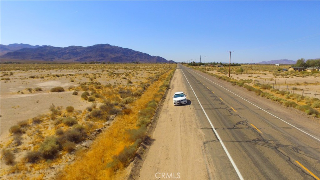 52818110 National Trails Highway Property Photo 7