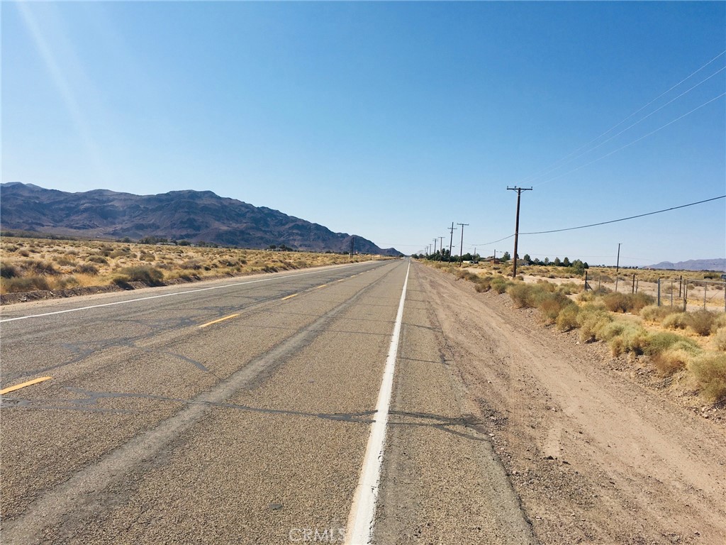 52818110 National Trails Highway Property Photo 10