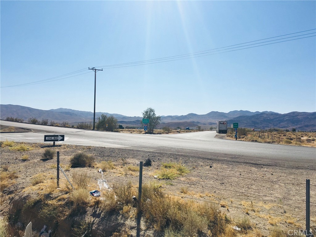 52818110 National Trails Highway Property Photo 15